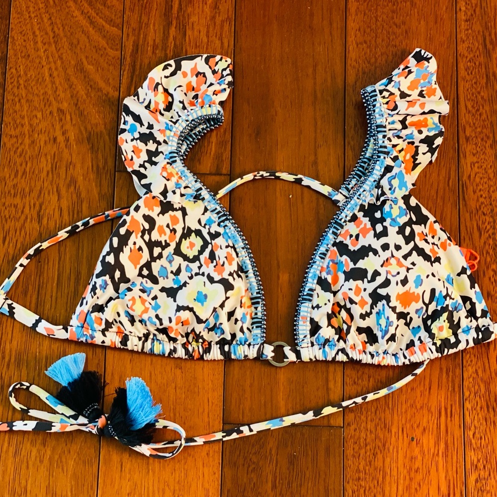 Maaji bikini top M